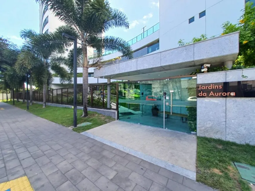 Foto 1 de Apartamento com 3 Quartos à venda, 176m² em Centro, Recife