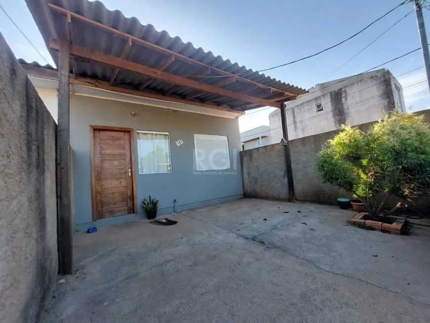 Foto 1 de Casa com 2 Quartos à venda, 41m² em Ponta Grossa, Porto Alegre