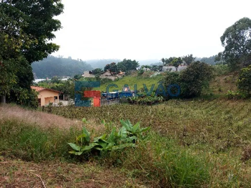 Foto 1 de Fazenda/Sítio com 3 Quartos à venda, 200m² em MATO DENTRO, Jundiaí