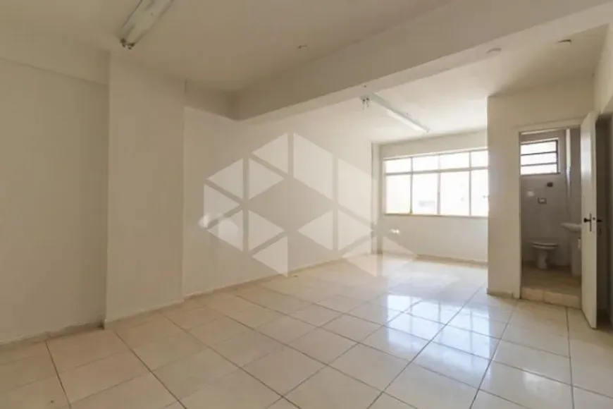 Foto 1 de Sala Comercial para alugar, 55m² em Centro Histórico, Porto Alegre