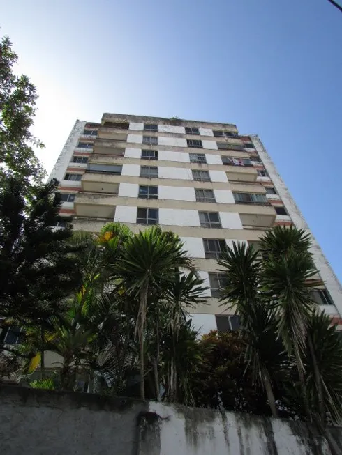 Foto 1 de Apartamento com 3 Quartos à venda, 97m² em Jardim Apipema, Salvador