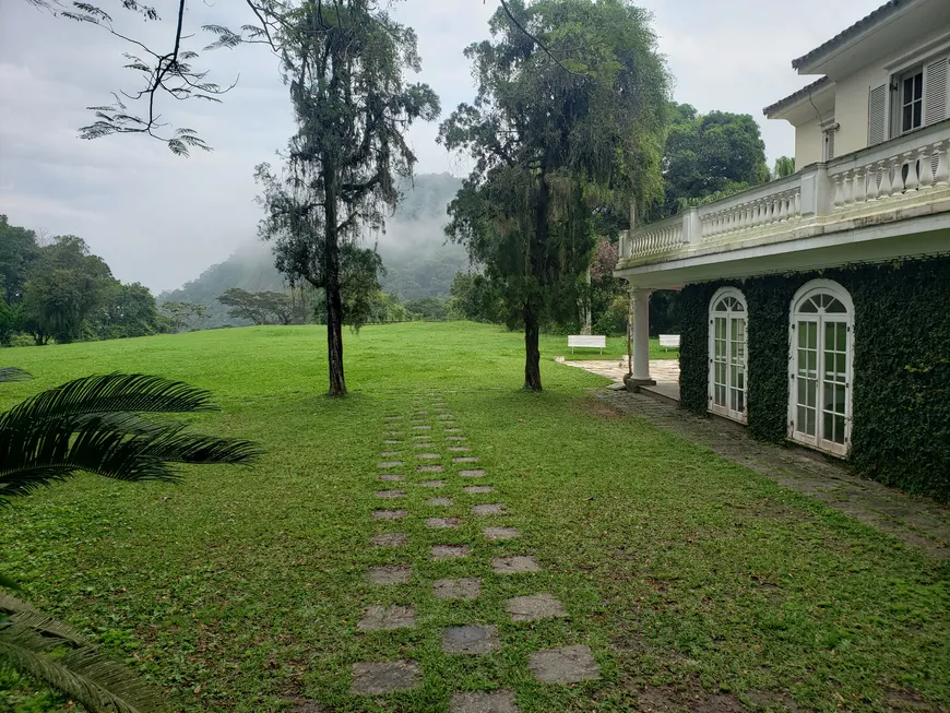 Foto 1 de Casa com 12 Quartos à venda, 1100m² em Alto da Boa Vista, Rio de Janeiro