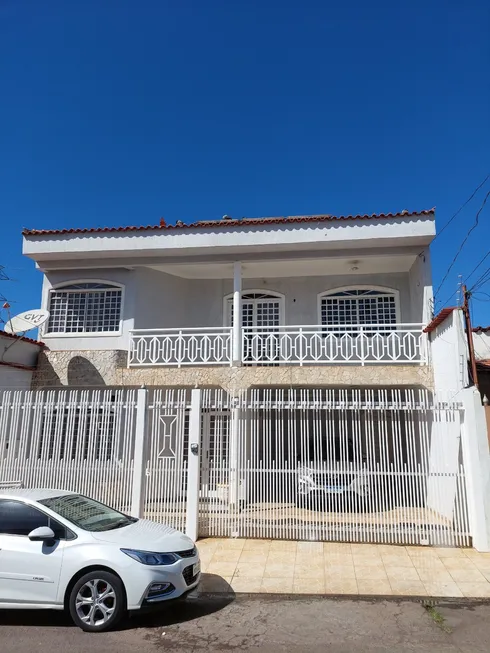 Foto 1 de Casa com 3 Quartos à venda, 210m² em Guara I, Brasília