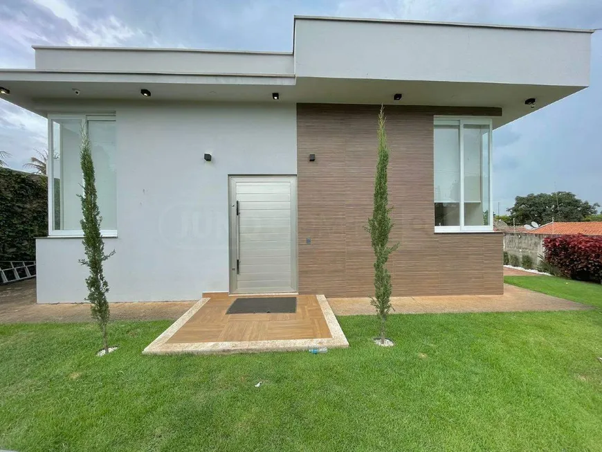 Foto 1 de Fazenda/Sítio com 3 Quartos à venda, 265m² em Dois Córregos, Piracicaba