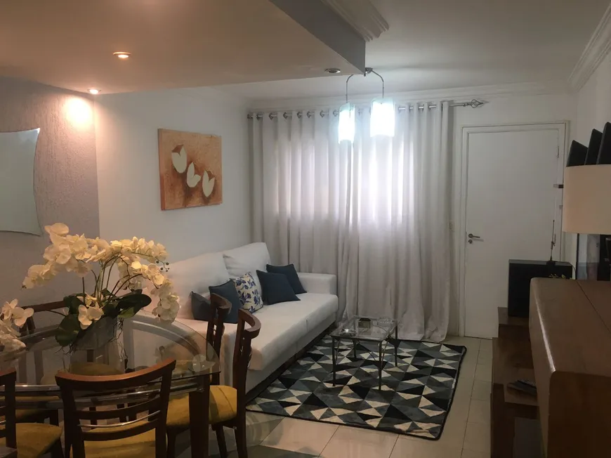 Foto 1 de Casa de Condomínio com 2 Quartos à venda, 80m² em Vila Carrão, São Paulo