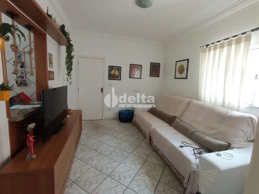 Foto 1 de Apartamento com 2 Quartos à venda, 68m² em Santa Mônica, Uberlândia