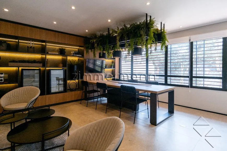 Foto 1 de Apartamento com 1 Quarto à venda, 23m² em Vila Madalena, São Paulo