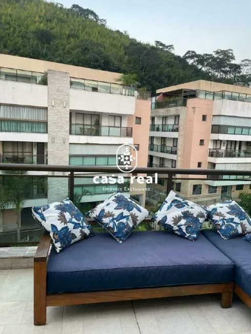 Foto 1 de Cobertura com 2 Quartos à venda, 116m² em Itaipava, Petrópolis