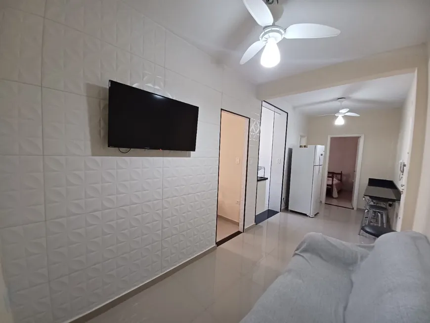 Foto 1 de Apartamento com 2 Quartos à venda, 65m² em Gonzaga, Santos