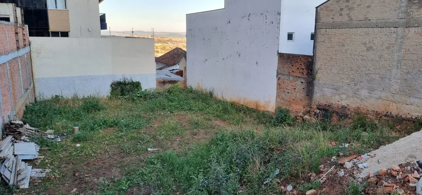 Foto 1 de Lote/Terreno para alugar, 462m² em Olarias, Ponta Grossa