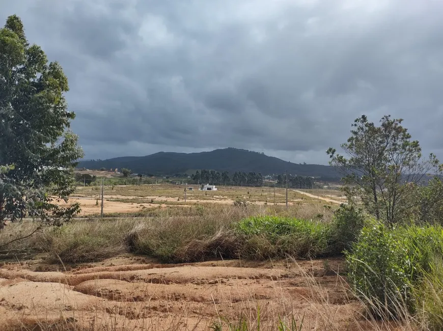 Foto 1 de Lote/Terreno à venda, 390m² em Areias De Baixo, Governador Celso Ramos