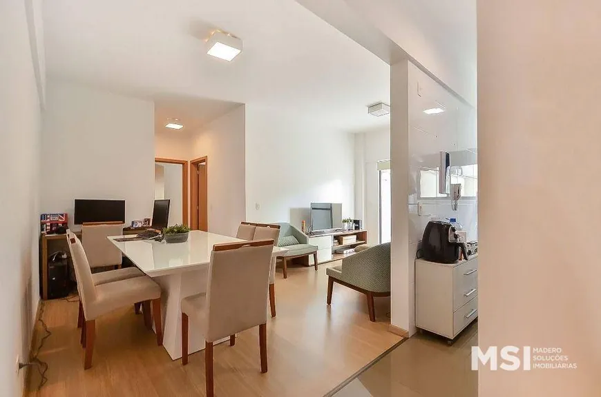 Foto 1 de Apartamento com 2 Quartos à venda, 60m² em São Francisco, Curitiba