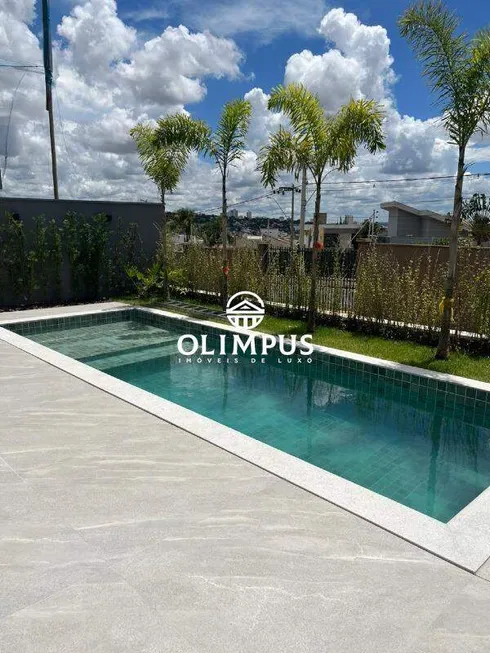 Foto 1 de Casa de Condomínio com 4 Quartos à venda, 285m² em Gávea, Uberlândia