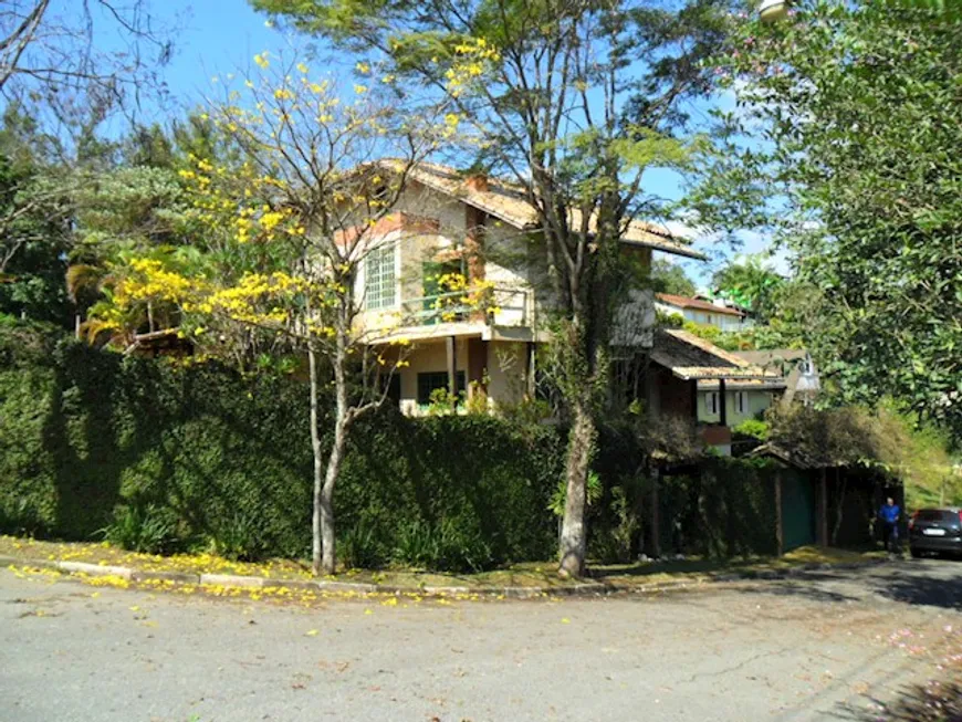 Foto 1 de Casa com 4 Quartos à venda, 497m² em Águas da Fazendinha, Carapicuíba