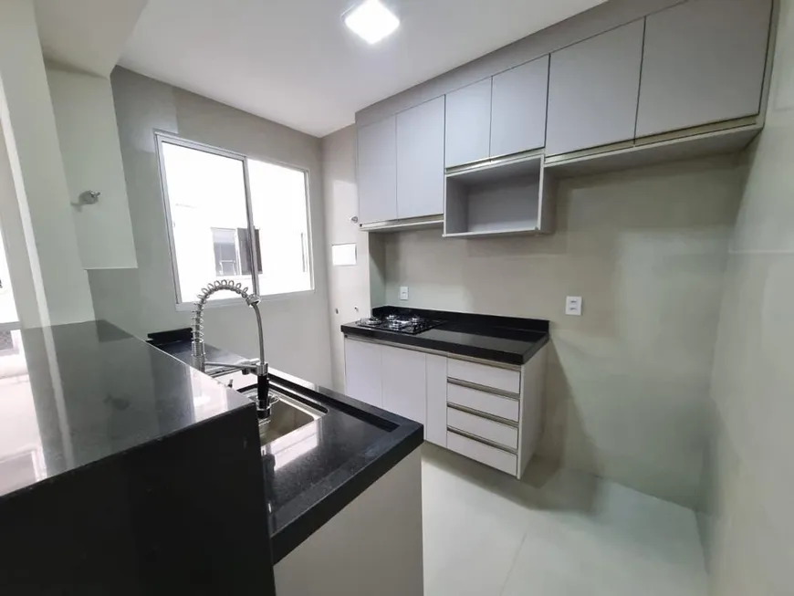 Foto 1 de Apartamento com 2 Quartos à venda, 40m² em Santa Cruz II, Cuiabá