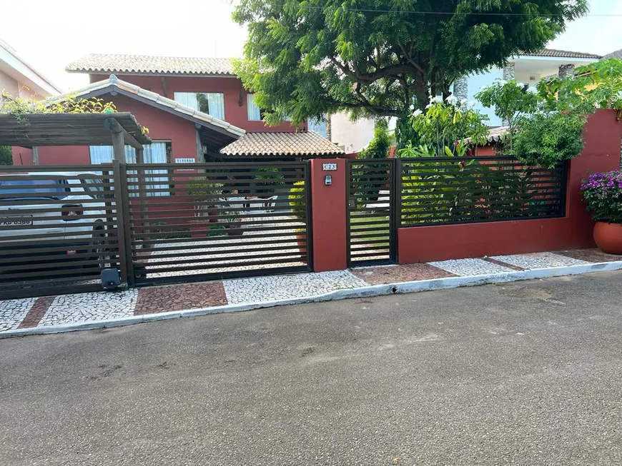 Foto 1 de Casa de Condomínio com 4 Quartos à venda, 211m² em Estrada do Coco, Lauro de Freitas