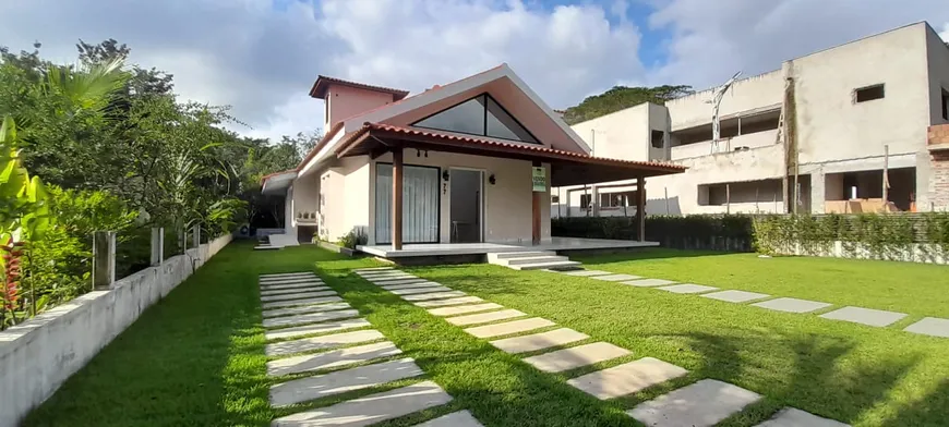 Foto 1 de Casa com 3 Quartos à venda, 228m² em Aldeia, Camaragibe