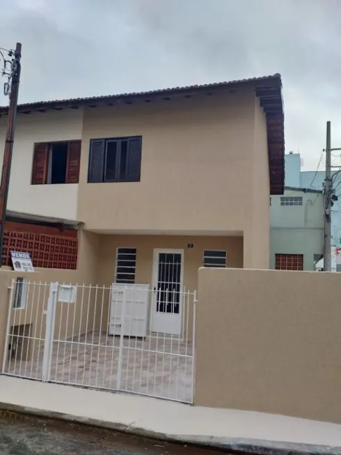 Foto 1 de Sobrado com 2 Quartos à venda, 82m² em Vila das Palmeiras, Guarulhos