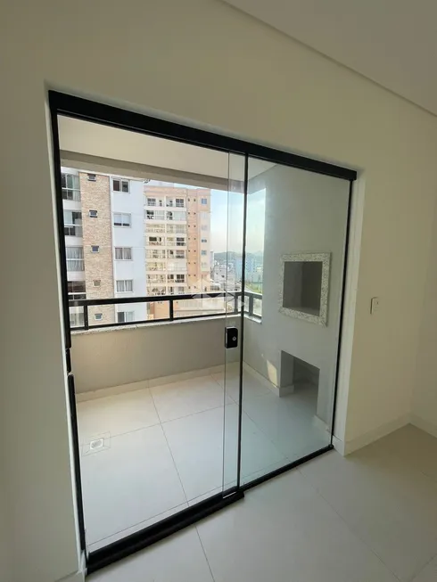 Foto 1 de Apartamento com 2 Quartos à venda, 65m² em Tabuleiro Monte Alegre, Camboriú
