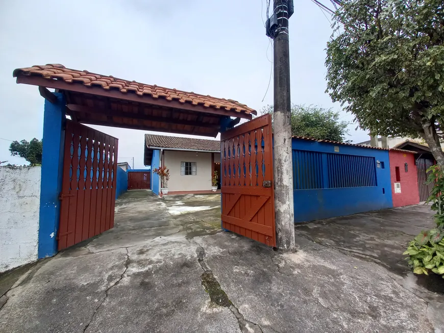 Foto 1 de Casa com 2 Quartos à venda, 69m² em Bopiranga, Itanhaém