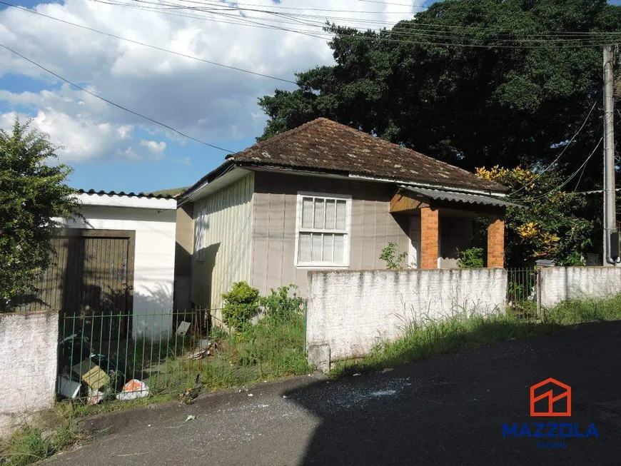 Foto 1 de Casa com 2 Quartos à venda, 80m² em Teresópolis, Porto Alegre