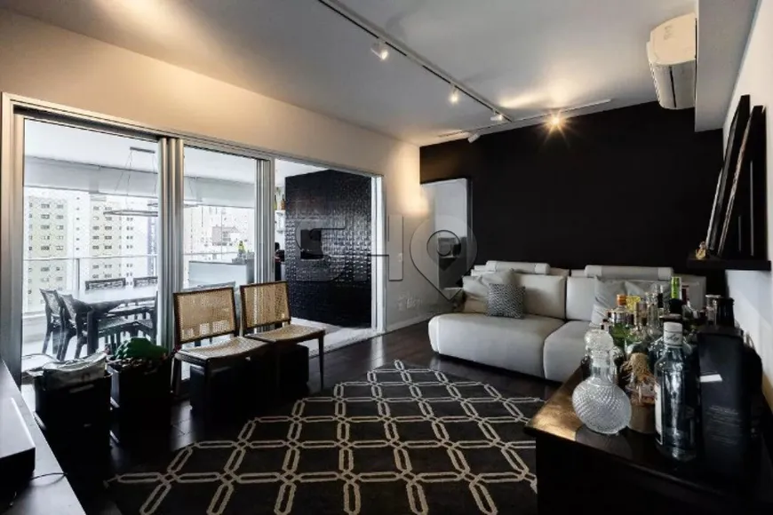 Foto 1 de Apartamento com 3 Quartos para alugar, 121m² em Pinheiros, São Paulo