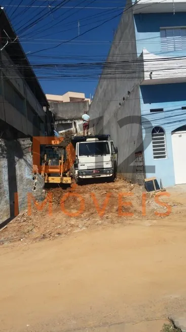 Foto 1 de Galpão/Depósito/Armazém à venda, 280m² em Jardim Peri, São Paulo