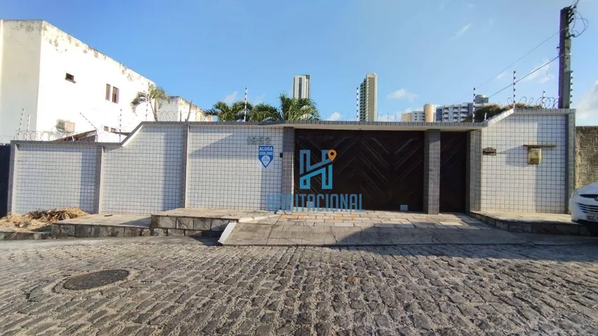Foto 1 de Imóvel Comercial com 4 Quartos para alugar, 224m² em Candelária, Natal