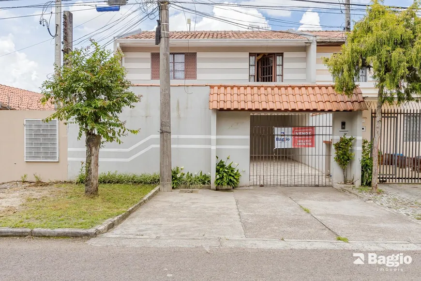 Foto 1 de Sobrado com 3 Quartos à venda, 114m² em Guaíra, Curitiba