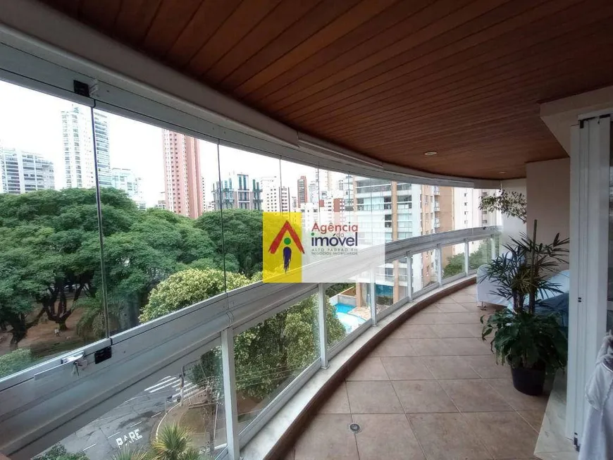 Foto 1 de Apartamento com 4 Quartos à venda, 180m² em Chácara Klabin, São Paulo