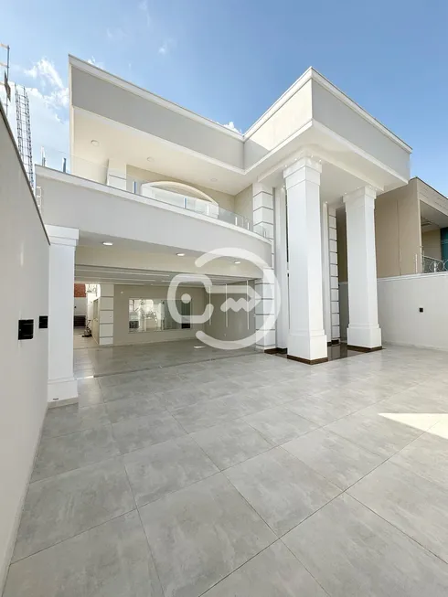 Foto 1 de Casa com 4 Quartos à venda, 350m² em Cidade Jardim, Rio Claro