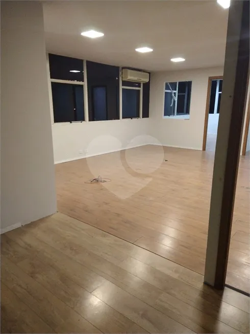 Foto 1 de Sala Comercial para venda ou aluguel, 323m² em Jardim Europa, São Paulo