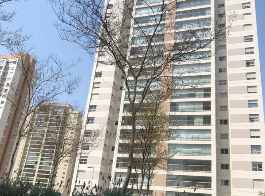 Foto 1 de Apartamento com 3 Quartos à venda, 212m² em Aclimação, São Paulo