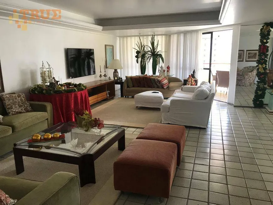 Foto 1 de Apartamento com 4 Quartos à venda, 278m² em Tamarineira, Recife