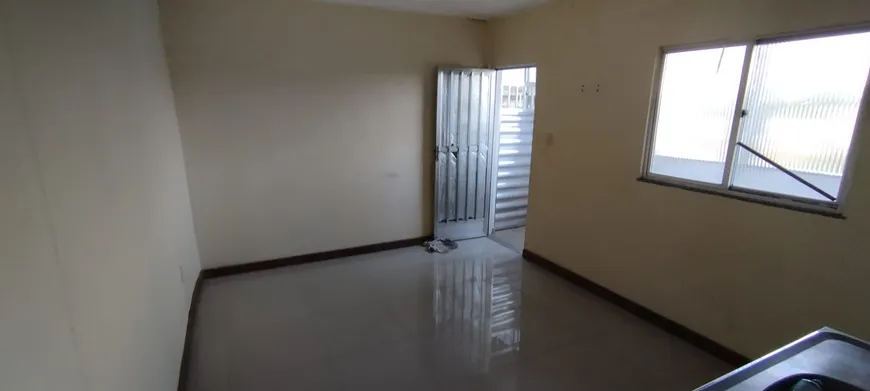 Foto 1 de Kitnet com 1 Quarto à venda, 40m² em Centro, São João de Meriti