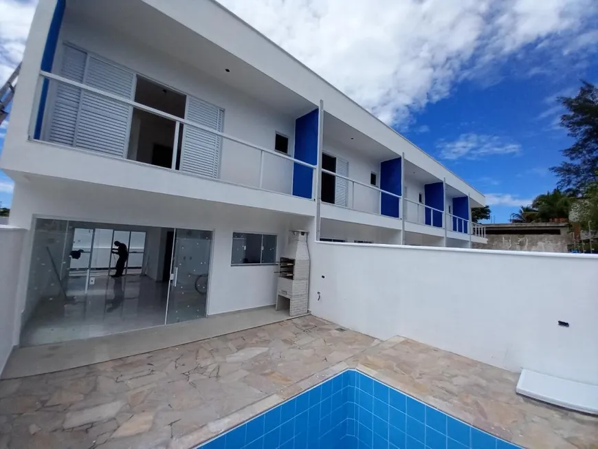 Foto 1 de Casa de Condomínio com 2 Quartos à venda, 90m² em São Fernando, Itanhaém