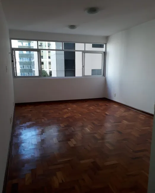 Foto 1 de Kitnet com 1 Quarto para alugar, 40m² em Cerqueira César, São Paulo