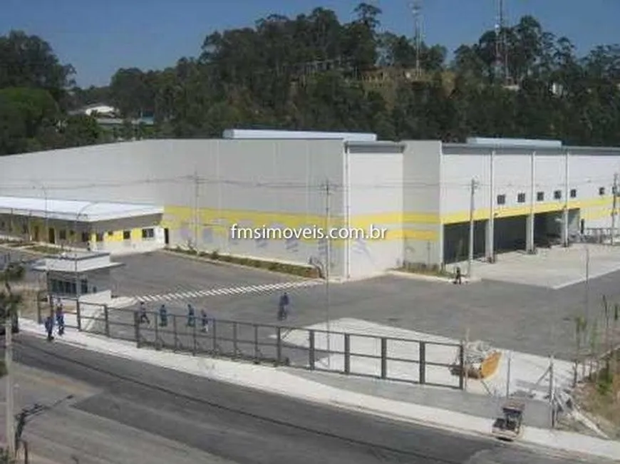 Foto 1 de Galpão/Depósito/Armazém para alugar, 6219m² em Itaqui, Itapevi