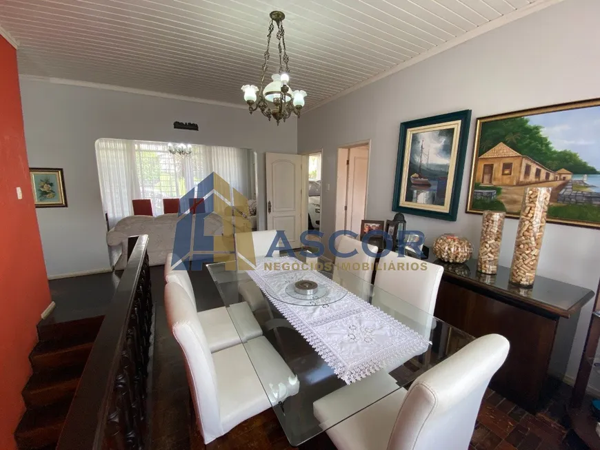 Foto 1 de Casa com 5 Quartos à venda, 200m² em Agronômica, Florianópolis