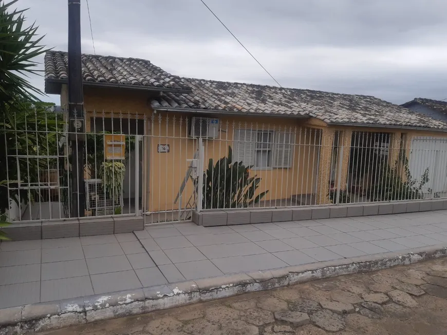 Foto 1 de Casa com 3 Quartos à venda, 441m² em Prospera, Criciúma