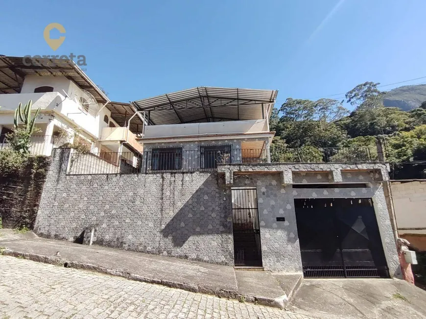 Foto 1 de Casa com 2 Quartos à venda, 75m² em Centro, Nova Friburgo
