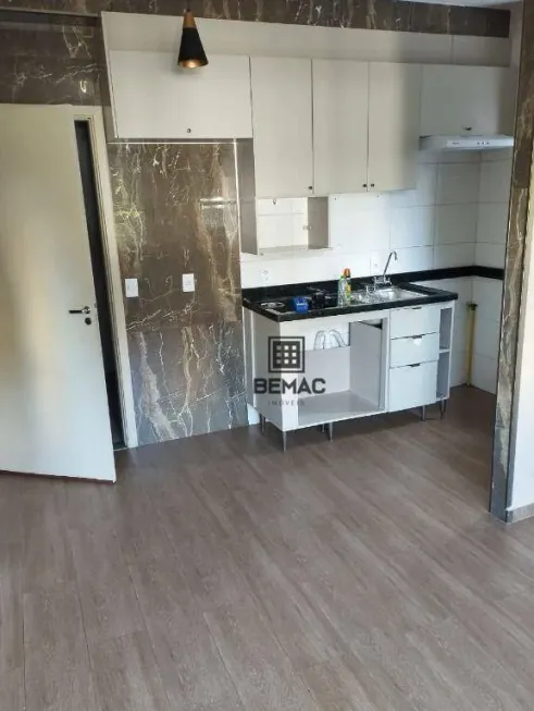 Foto 1 de Apartamento com 1 Quarto para alugar, 35m² em Cambuci, São Paulo