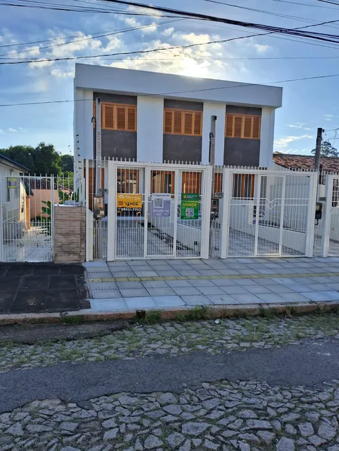 Foto 1 de Sobrado com 2 Quartos para alugar, 106m² em Jardim Itú Sabará, Porto Alegre