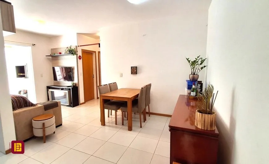 Foto 1 de Apartamento com 2 Quartos à venda, 62m² em Carvoeira, Florianópolis