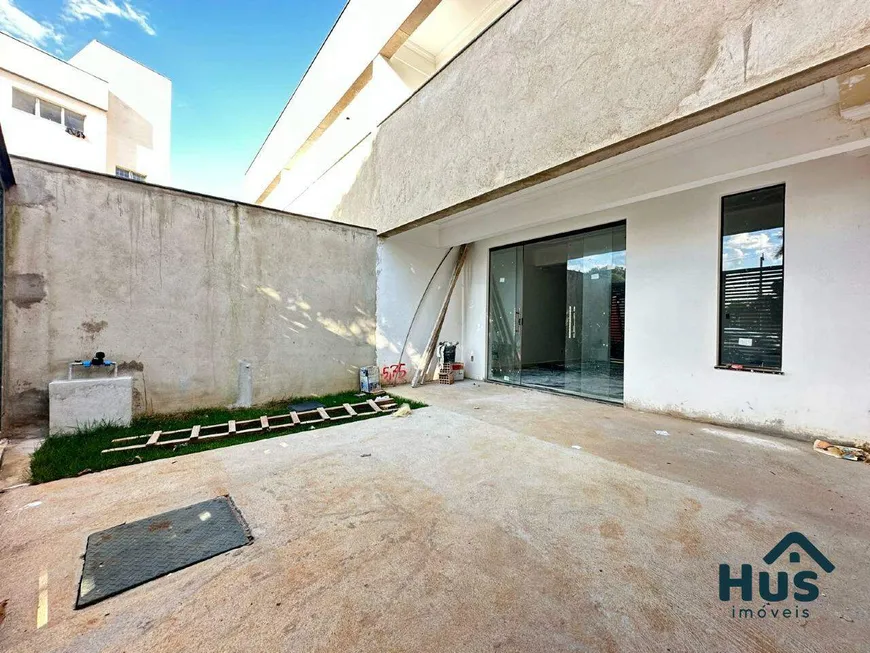 Foto 1 de Casa com 3 Quartos à venda, 120m² em Santa Amélia, Belo Horizonte