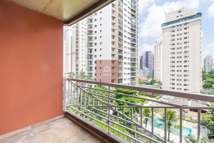 Foto 1 de Apartamento com 4 Quartos à venda, 180m² em Moema, São Paulo