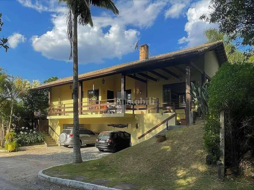 Foto 1 de Casa de Condomínio com 4 Quartos à venda, 220m² em Granja Viana, Carapicuíba