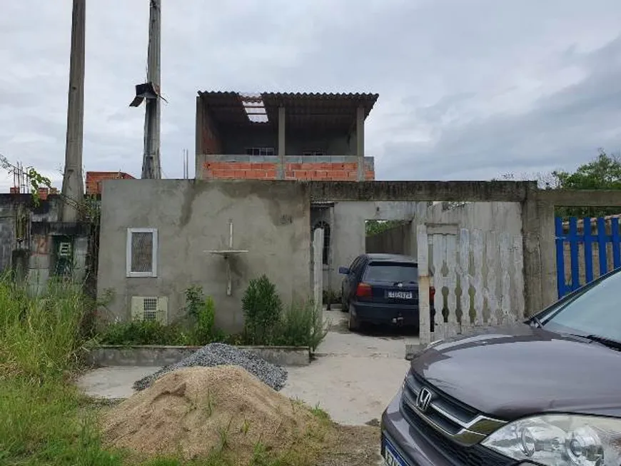 Foto 1 de Sobrado com 3 Quartos à venda, 156m² em Balneário Gaivota, Itanhaém