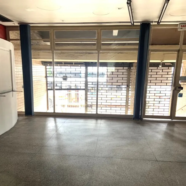 Foto 1 de Ponto Comercial à venda, 150m² em Independência, Porto Alegre