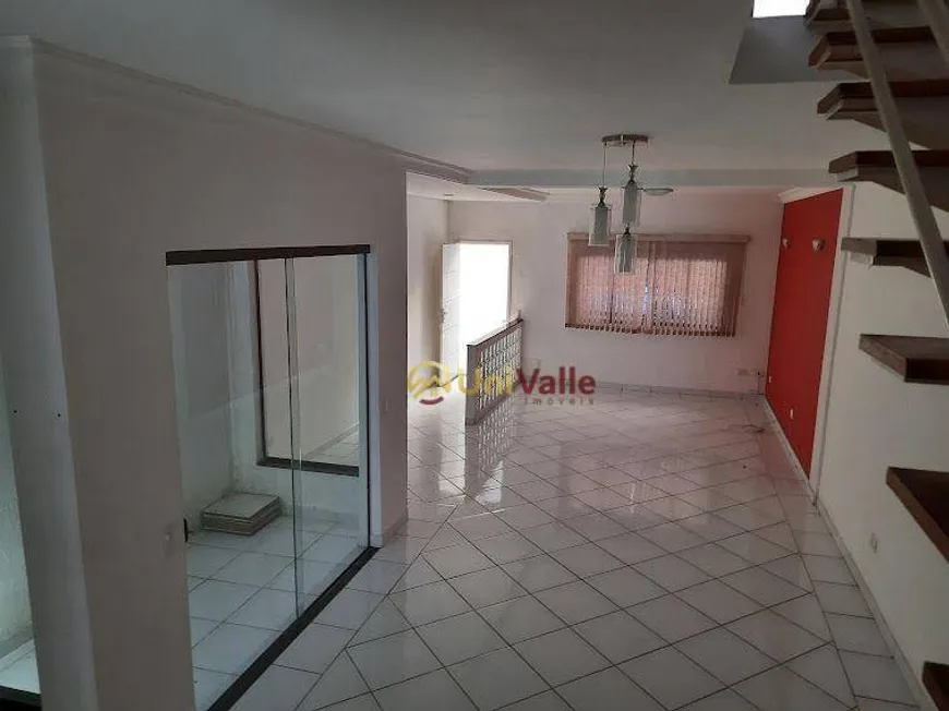 Foto 1 de Sobrado com 2 Quartos à venda, 120m² em Granja Daniel, Taubaté